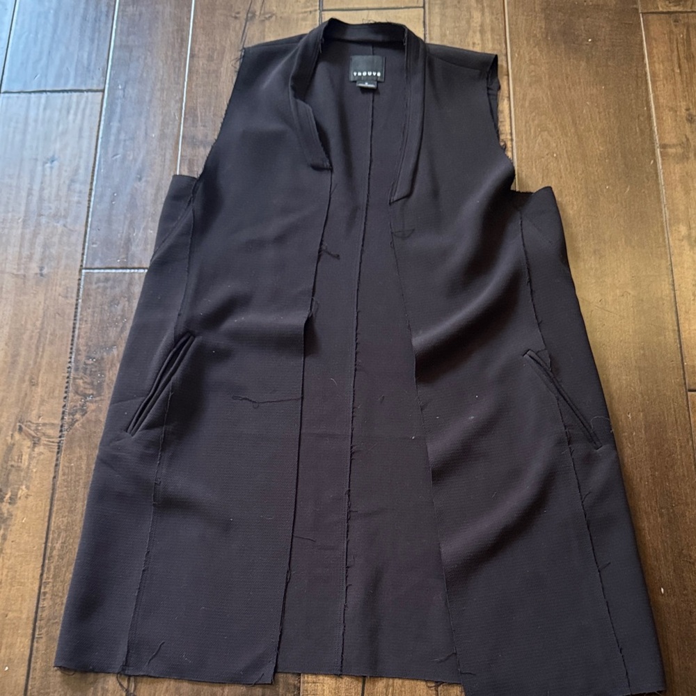 Trouve sleeveless long vest